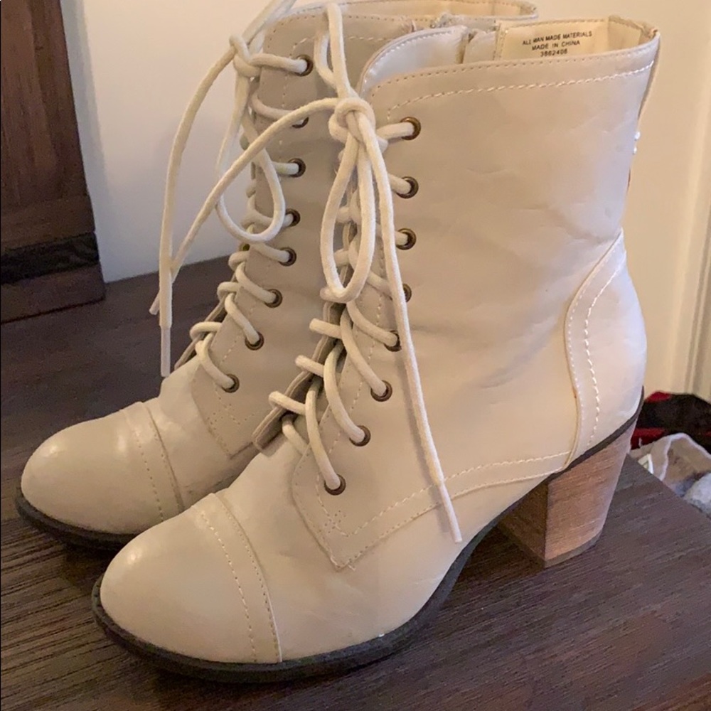 White lace up combat boots